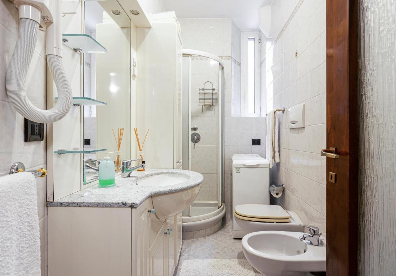 Your Cozy Home In Milan - Via Rovereto Екстер'єр фото